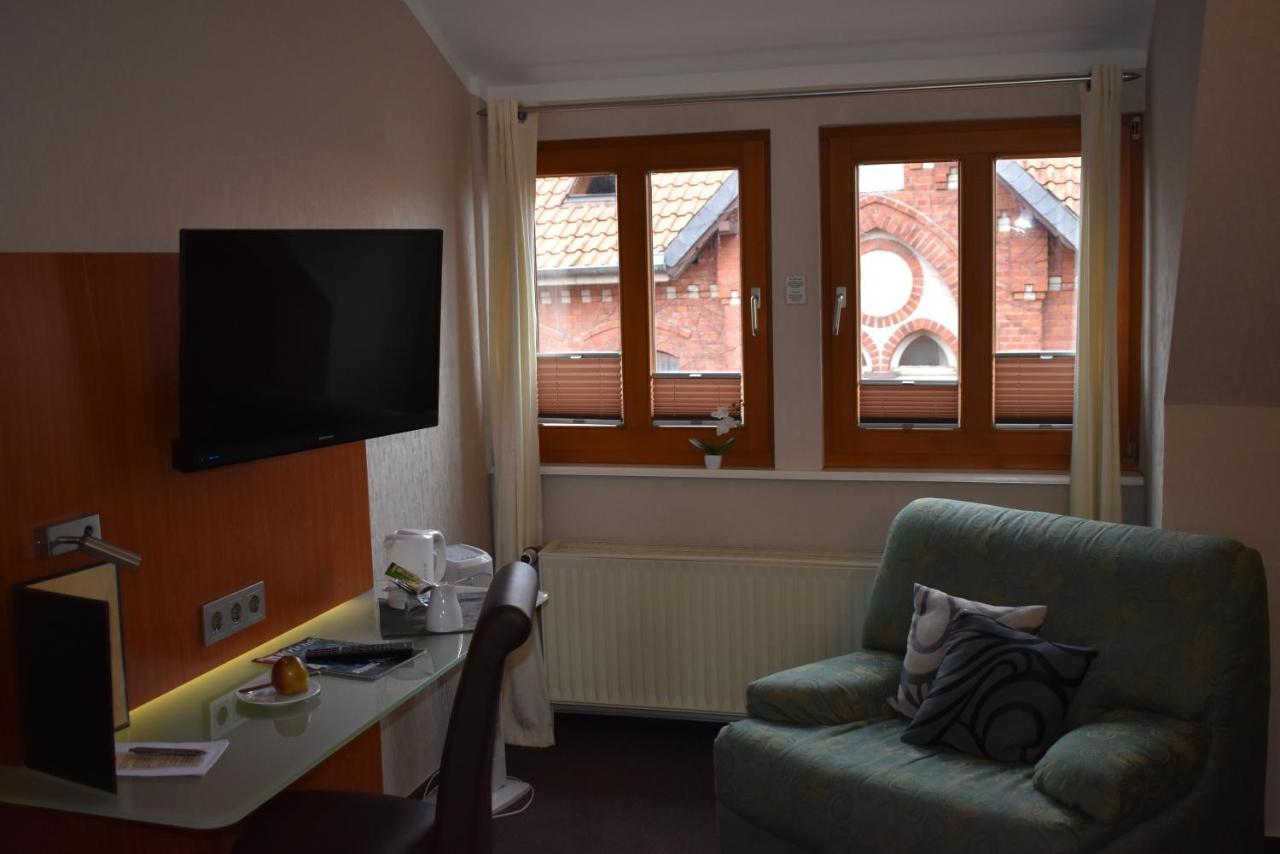 Hotel Neue Stuben Wolfsburg Bagian luar foto
