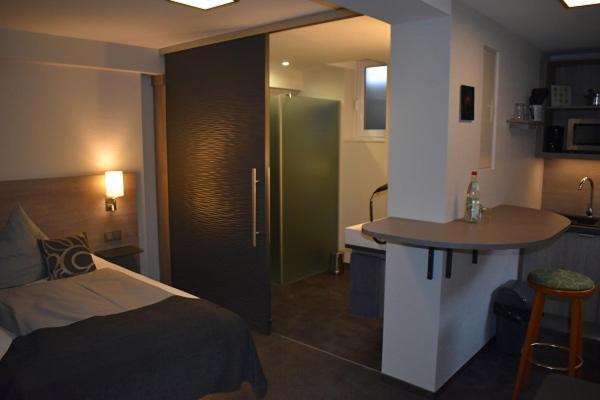 Hotel Neue Stuben Wolfsburg Bagian luar foto